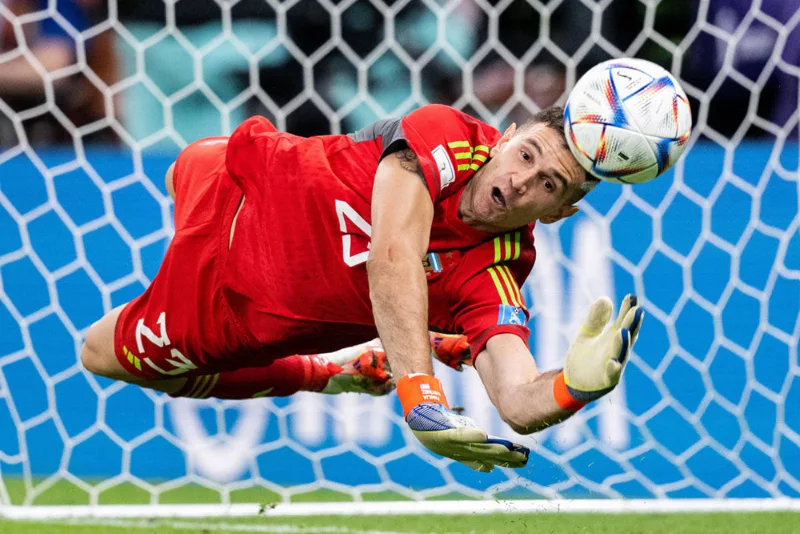 Situations where Rabona is effective
